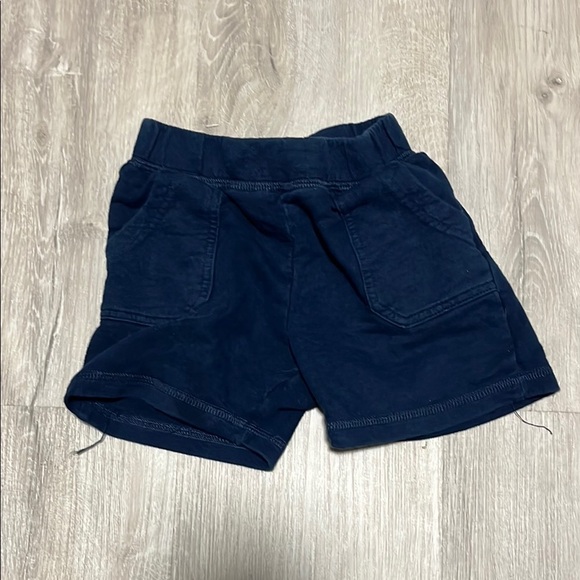 4/$20 Navy Blue Kids Shorts - Picture 1 of 1